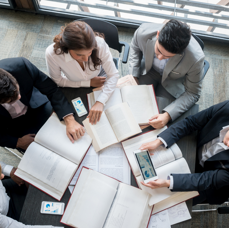 YPC en réunion collaborative avec un client